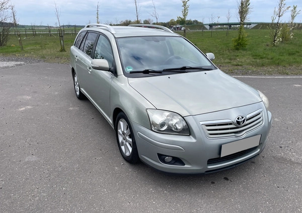 Toyota Avensis cena 19900 przebieg: 208000, rok produkcji 2008 z Nidzica małe 352
